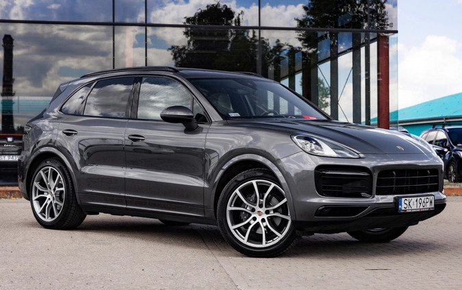 Porsche Cayenne cena 299900 przebieg: 91681, rok produkcji 2019 z Golczewo małe 781